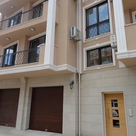 Appartement Holiday In Pomorie